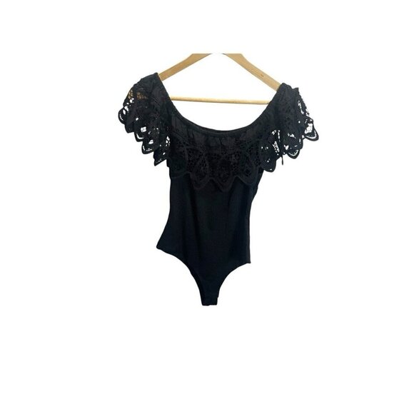 Fashion Nova Black Lace neck Cold Shoulder Bodysuit Size M Boho - Picture 2 of 4
